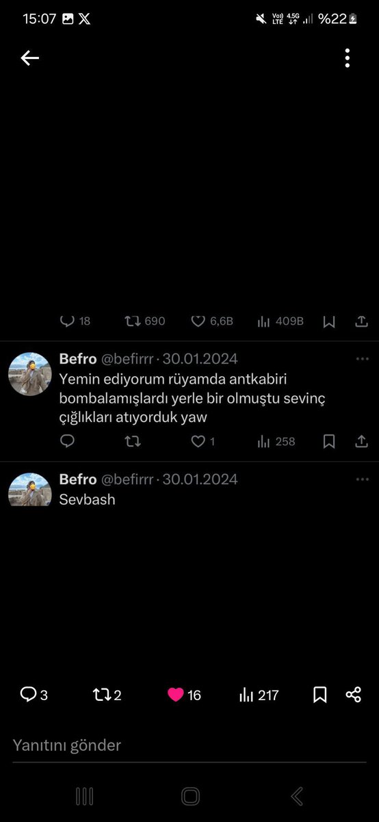 ⚠️ Van'da görev yapan Berfin adlı sağlıkçı(!), Türklere yanlış ilaç verdiğini itiraf ediyor. Ülkenin kurucusunun kabrinin bombalanması hayali kuruyor.

Bir Türk’ün onlara bunu dediğini düşünsenize. Ailesiyle beraber ifşalanır örgüte yem edilirdi herhalde.

Süreci takip edeceğiz.