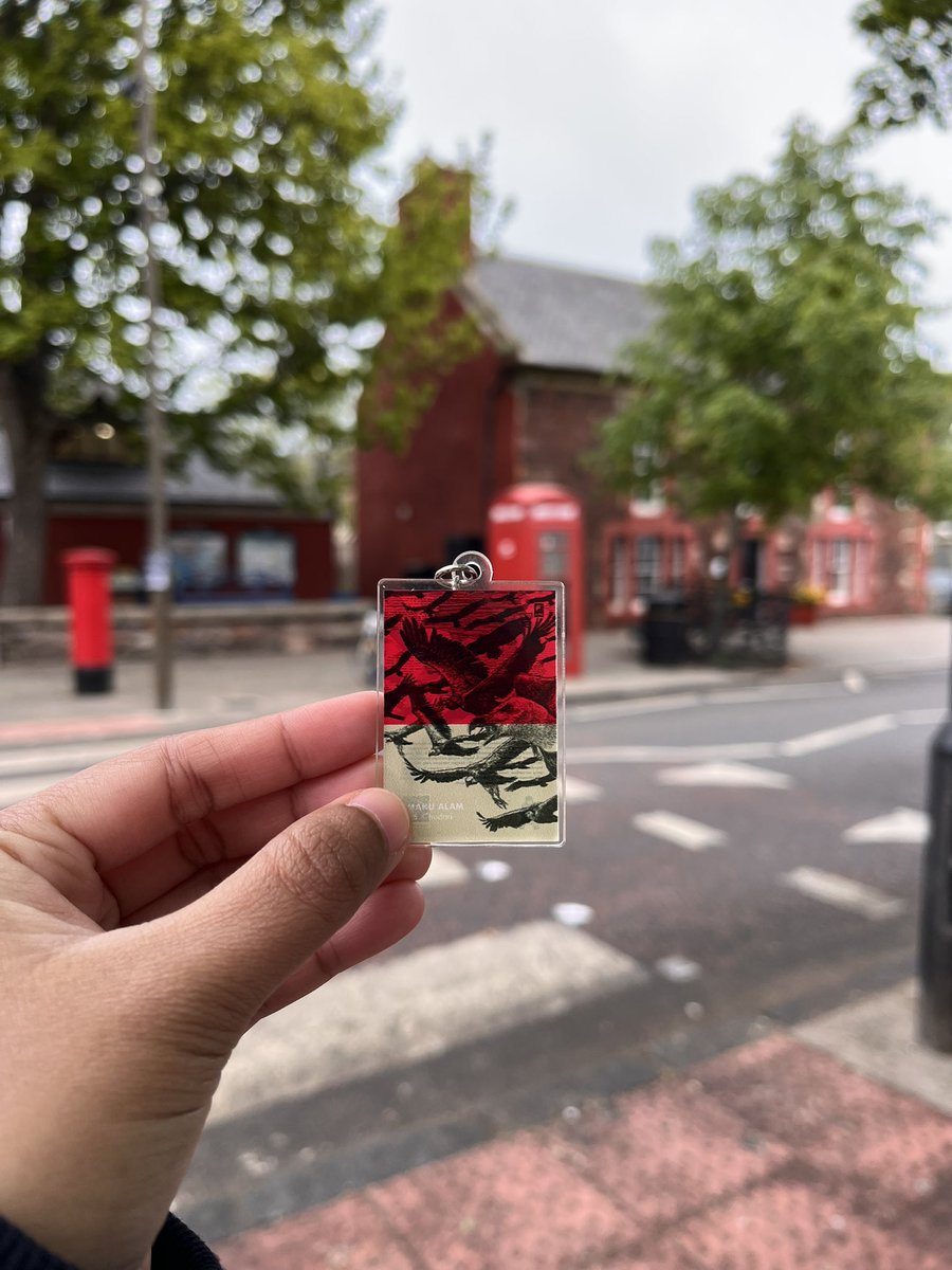 Hari ini mengajak Mas Alam versi Mini jalan ke North Berwick. I hope he liked it ya, Bu <a href="/leilaschudori/">leila s.chudori</a> 😶🥹✨