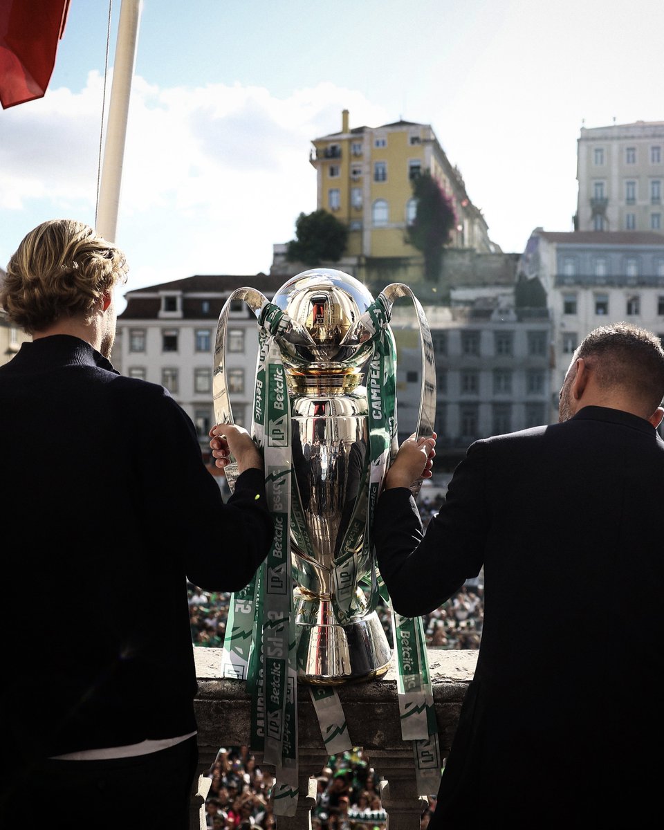 SportingCP's tweet photo. #OndaVerde para receber os 𝘽𝙄𝘾𝘼𝙈𝙋𝙀𝙊̃𝙀𝙎 𝙉𝘼𝘾𝙄𝙊𝙉𝘼𝙄𝙎 🟢⚪️ https://t.co/eIXIdT6RQ2