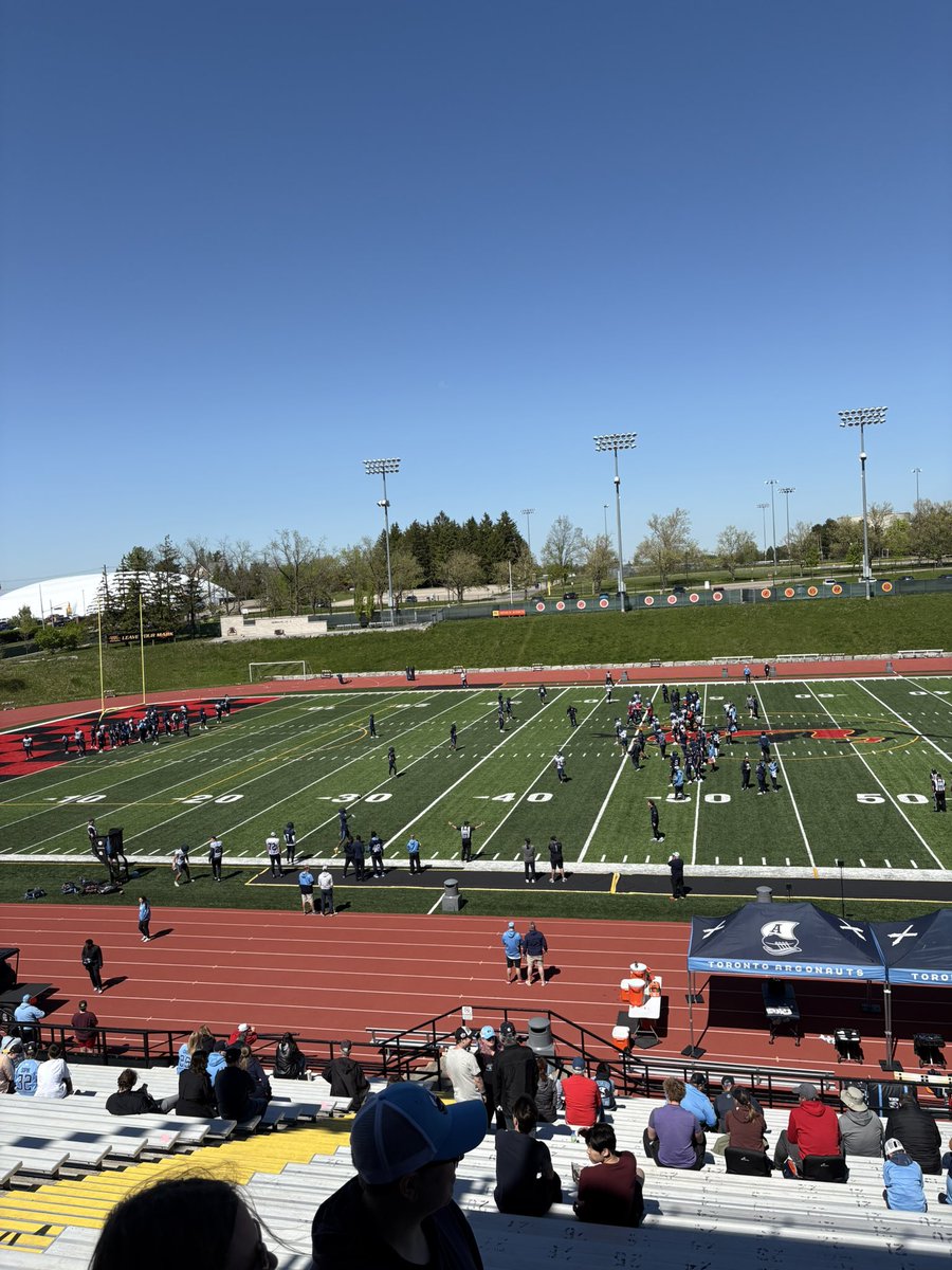 MrGriffB's tweet image. Beautiful day for a Double Blue Scrimmage. 

#CFL #Argos #Year3