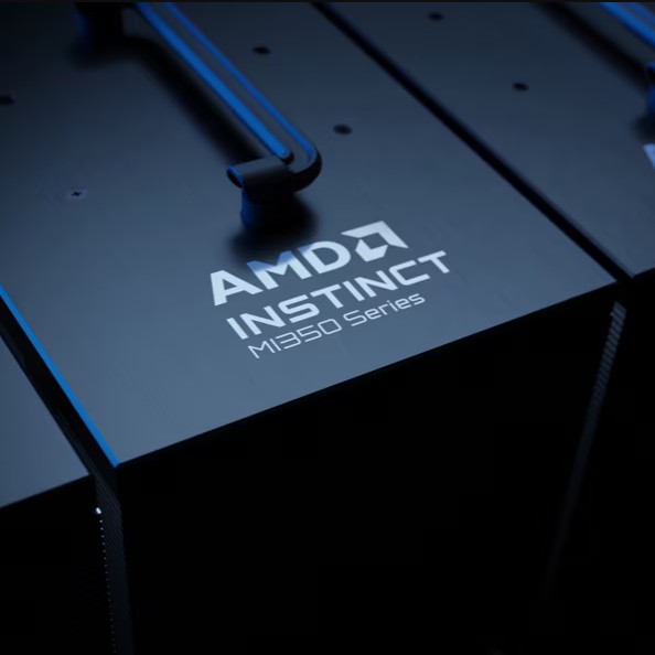 AMD (@amd) on Twitter photo 🗣️ <a href="/DellTech/">Dell Technologies</a> and AMD are collaborating to power next-gen AI infrastructure with the launch of Dell PowerEdge XE9785 and XE9785L servers powered by AMD Instinct MI350 GPUs.
See how our combined solutions are shaping the future of enterprise computing. bit.ly/43CJ2ib 🗣️ <a href="/DellTech/">Dell Technologies</a> and AMD are collaborating to power next-gen AI infrastructure with the launch of Dell PowerEdge XE9785 and XE9785L servers powered by AMD Instinct MI350 GPUs.
See how our combined solutions are shaping the future of enterprise computing. bit.ly/43CJ2ib