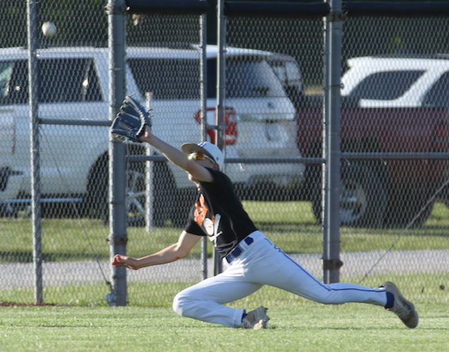 Baseball-North Harrison 7, Corydon Central 5...North Harrison 5 hits-1b-Cawthon 3, Yocum, Jones...Corydon Central 5 hits-1b-Baty 2, Smith 2, Floyd...