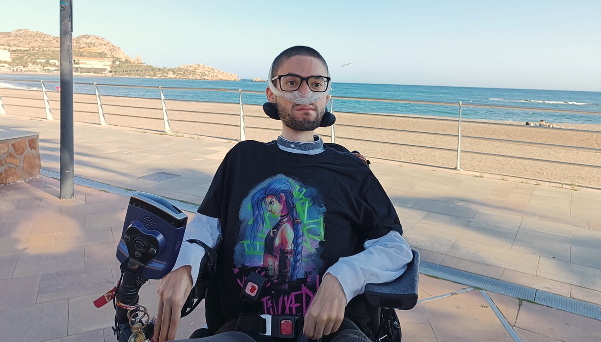 📢 MÁXIMA DIFUSIÓN por la #LeyELA

Hoy, más que nunca, necesitamos que este post llegue a los políticos. Las personas con #Duchenne o #ELA necesitamos asistencia 24/7 y nuestras vidas penden de un hilo. Como Jinx, NUNCA me rendiré hasta conseguirlo. 

¿Hasta cuándo la inacción?