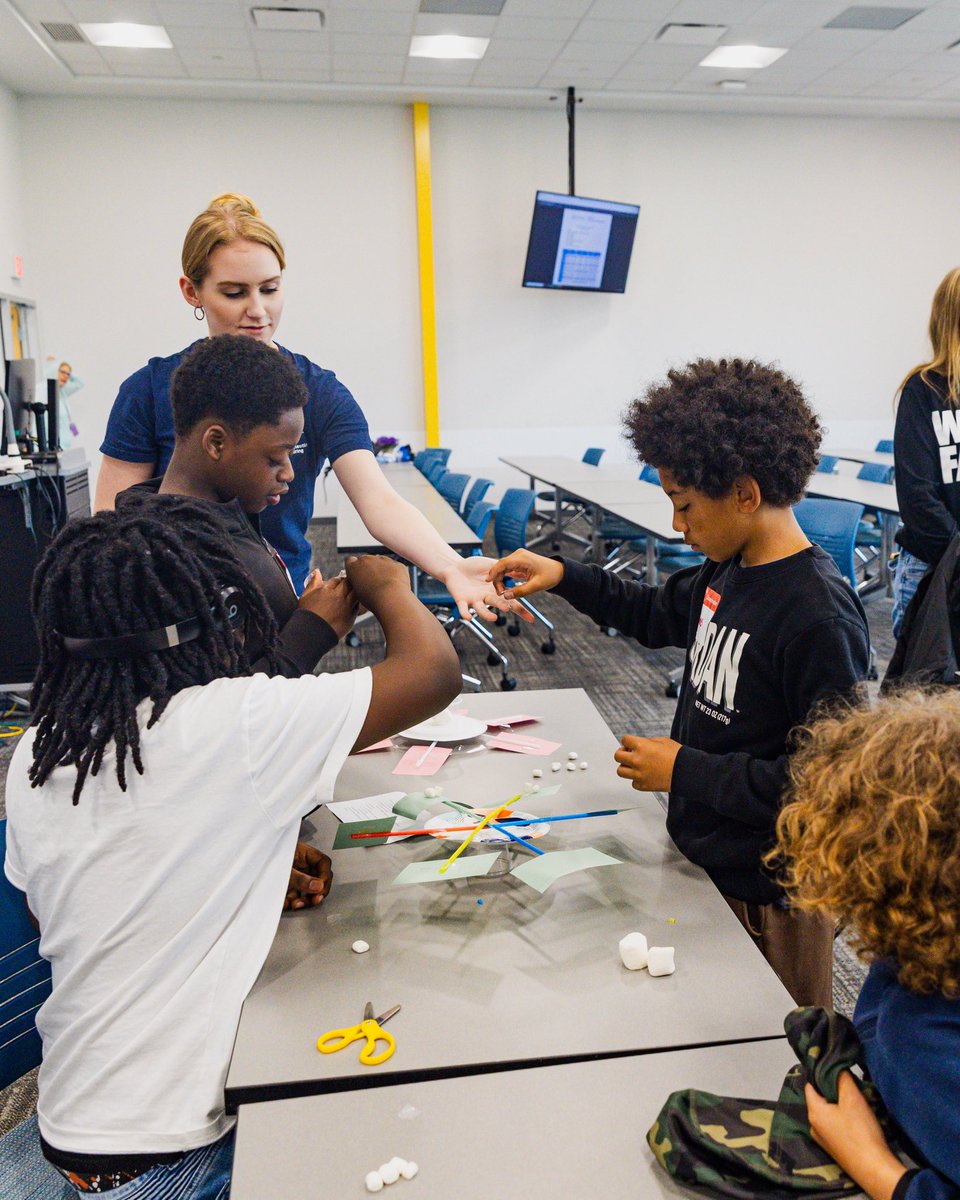 I PROMISE School (@ipromiseschool) on Twitter photo The sky's the limit! Our 6th graders took flight on an adventure with <a href="/KentStateCAE/">Kent State Aeronautics & Engineering</a>! ✈️ From stepping inside real aircrafts to diving into the science of aviation, our students got hands-on with flight simulators, practiced airport communication like real pilots and air traffic The sky's the limit! Our 6th graders took flight on an adventure with <a href="/KentStateCAE/">Kent State Aeronautics & Engineering</a>! ✈️ From stepping inside real aircrafts to diving into the science of aviation, our students got hands-on with flight simulators, practiced airport communication like real pilots and air traffic