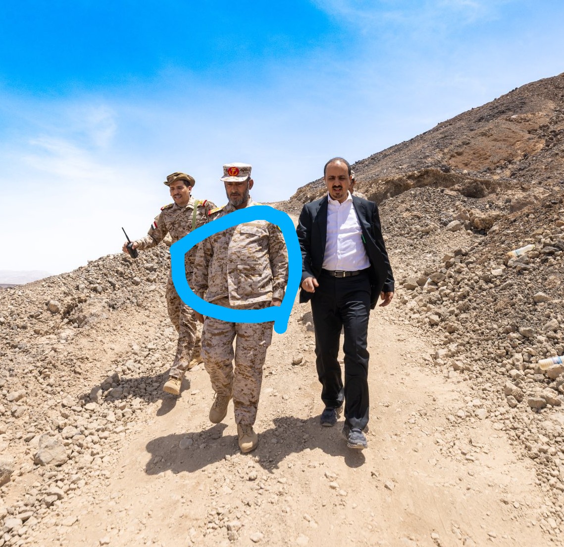 قادمون ياصنعاء بس اعذرونا لو تأخرنا شويه

#اليمن_ي_لإسرائيل
#Yemen