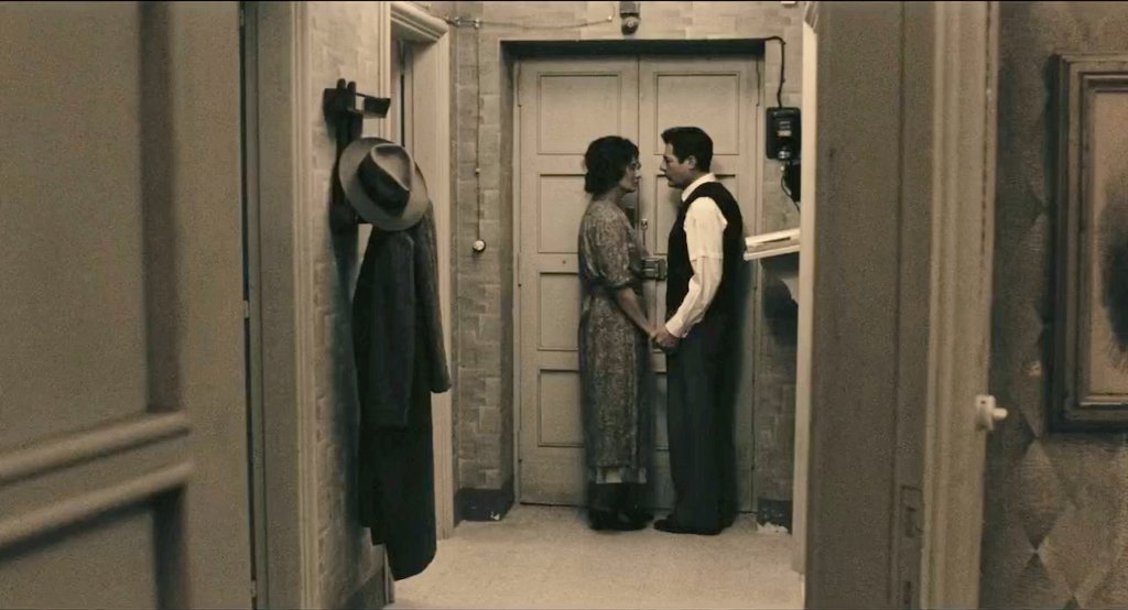 🎥 'Una giornata particolare' (Ettore Scola, 1977).