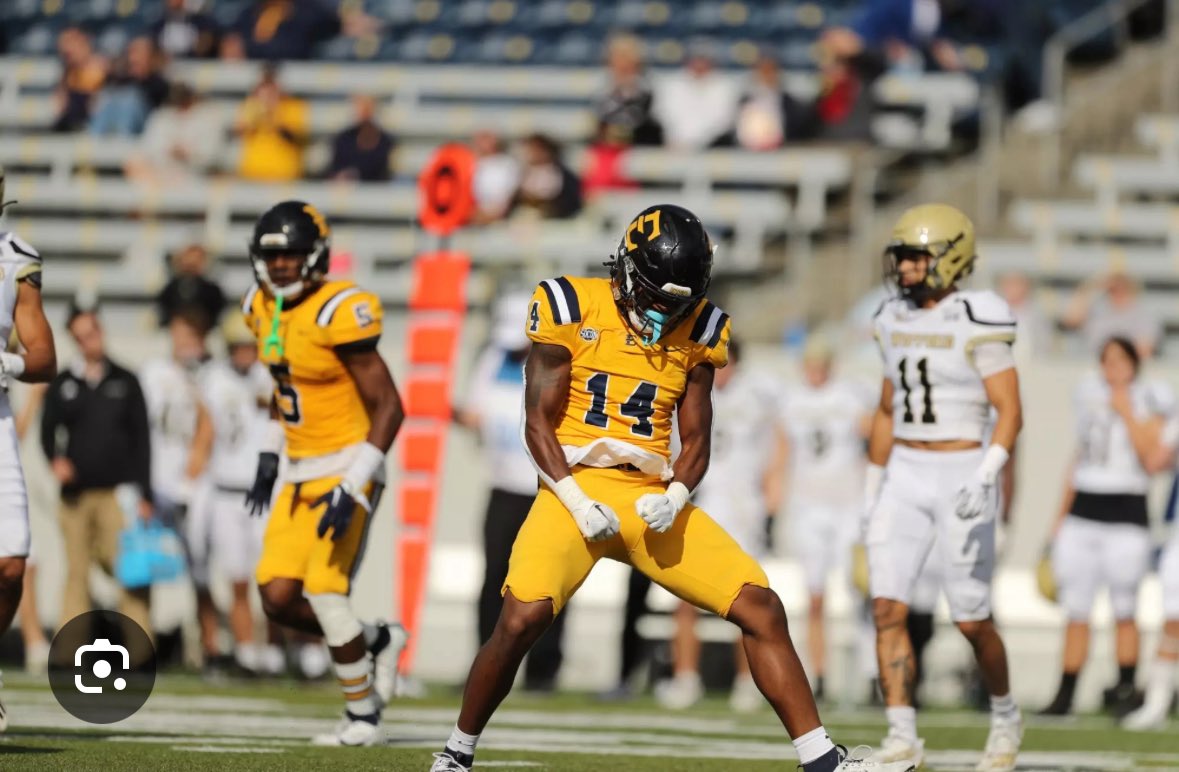 Derreon Rogers (@de4rogers) on Twitter photo After a great talk with <a href="/CoachMosah/">Michael Mosah Jr.</a> I am blessed to receive an offer from East Tennessee State University!💙💛
<a href="/iamcoachgene/">Gene Robinson III</a> <a href="/CSmithScout/">Chris Smith</a>
#AG2G
#BUCkleUp After a great talk with <a href="/CoachMosah/">Michael Mosah Jr.</a> I am blessed to receive an offer from East Tennessee State University!💙💛
<a href="/iamcoachgene/">Gene Robinson III</a> <a href="/CSmithScout/">Chris Smith</a>
#AG2G
#BUCkleUp