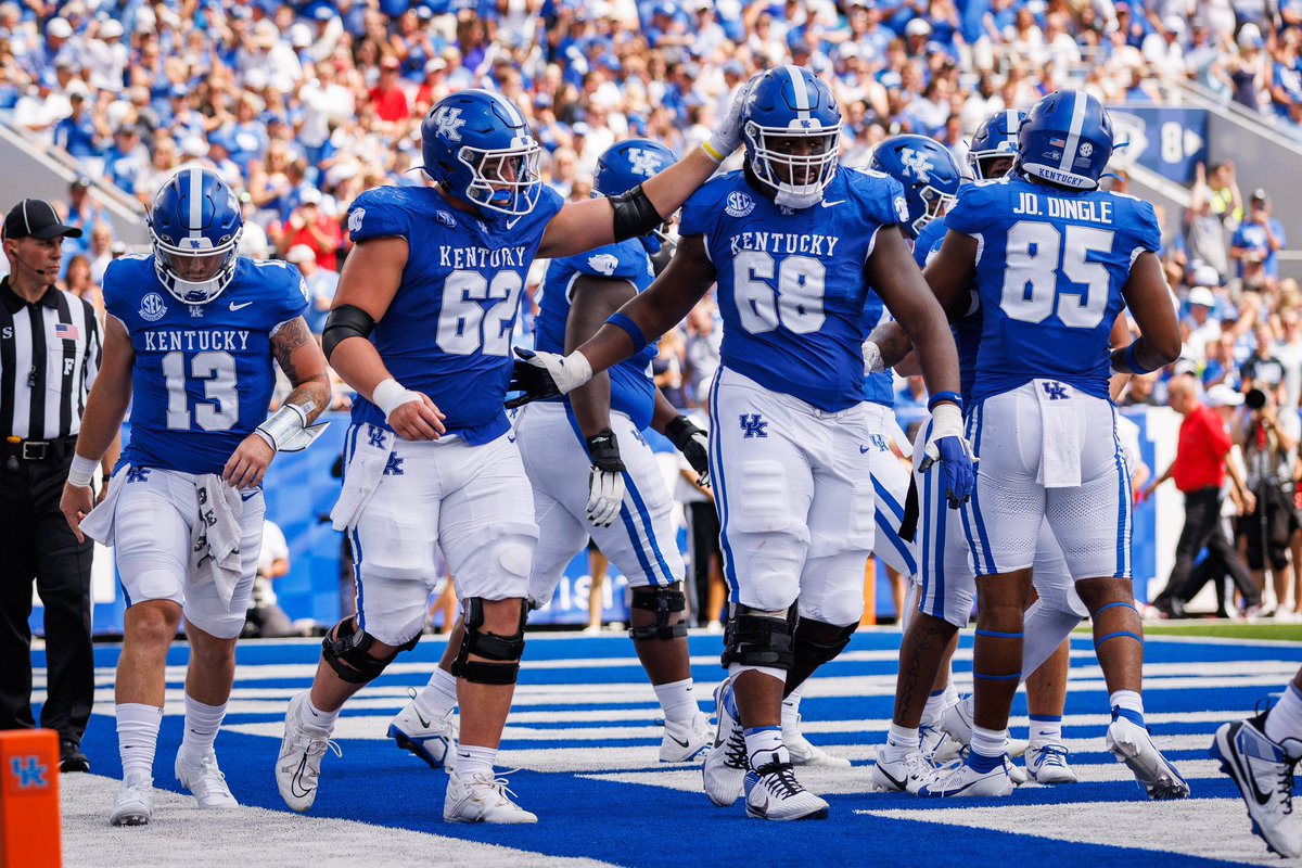 Abram Eisenhower (@abram_eis) on Twitter photo Blessed to receive an offer from University of Kentucky!!! <a href="/FBCoachWolf/">Eric Wolford</a> <a href="/CarterVikingsFB/">Adam Carter</a> <a href="/Coach_FredM/">Coach Fred</a> <a href="/Velocity_FB/">Velocity Football Academy™</a> <a href="/ChadSimmons_/">ChadSimmons</a> <a href="/samspiegs/">Sam Spiegelman</a> <a href="/RecruitGeorgia/">Recruit Georgia</a> Blessed to receive an offer from University of Kentucky!!! <a href="/FBCoachWolf/">Eric Wolford</a> <a href="/CarterVikingsFB/">Adam Carter</a> <a href="/Coach_FredM/">Coach Fred</a> <a href="/Velocity_FB/">Velocity Football Academy™</a> <a href="/ChadSimmons_/">ChadSimmons</a> <a href="/samspiegs/">Sam Spiegelman</a> <a href="/RecruitGeorgia/">Recruit Georgia</a>