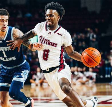 Shawn5k__'s tweet image. After a great conversation with Coach Martin I am excited and blessed to receive an offer from The University Of Massachusetts! #GoMinutemen #Umassmbb