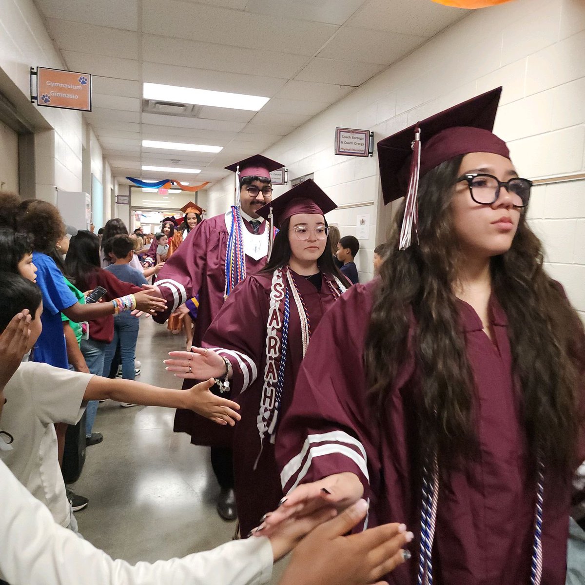 WeAreBonhamElem's tweet photo. Congratulations to the Class of 2025! Your Bonham Family is proud of you! 🧡🐾💙 @tricia_teran https://t.co/8uUEZeDpvo