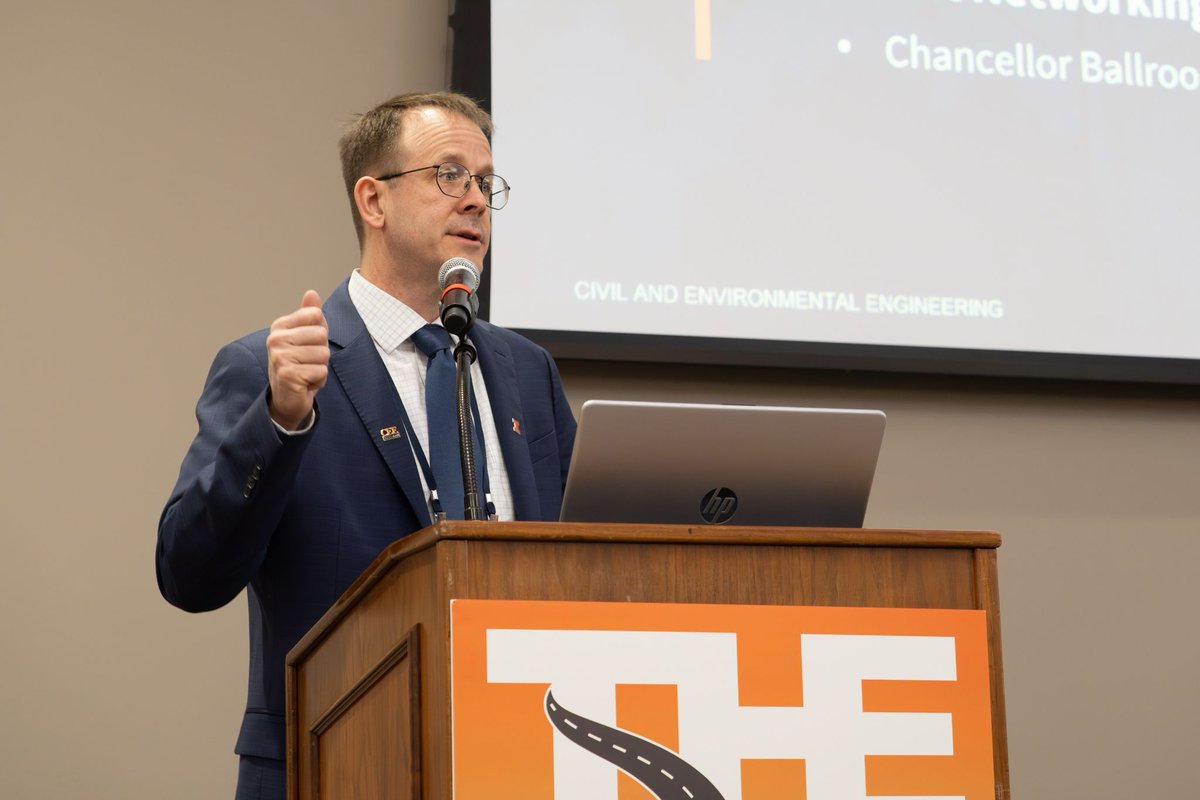 📚 Innovating education through experience.

Jeff Roesler, ICT’s rigid pavements lead, wins the 2025 Collins Award for Innovative Teaching for his hands-on, project-based approach.

Read more: lnkd.in/gzjKfg3v

#ICT #Illinois #ICTFaculty #GraingerEngineering

PC: Jordan O.