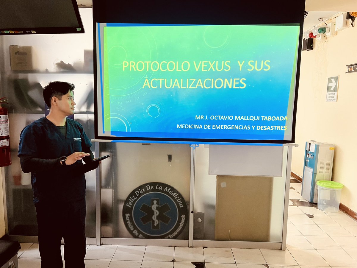 PAUSEHNDM2023's tweet image. Como parte de la rotación de Ultrasonido en la Emergencia , los residentes rotantes realizaron las exposiciones sobre Vexus y Ecografía Pulmonar @ondasPOCUS @AngelFarro1 #POCUSFIRST #PAUSE