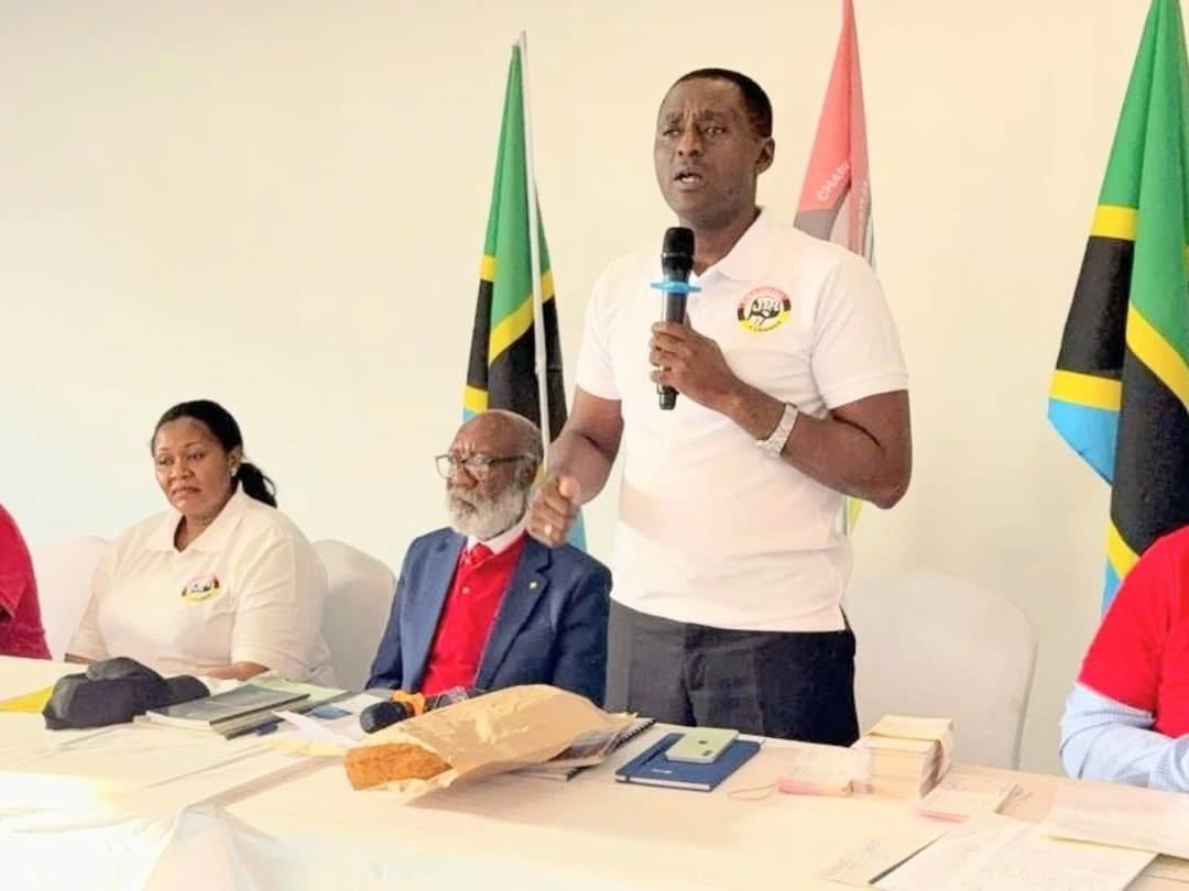 ChaummaTanzania's tweet photo. 🔹 Salum Mwalimu – Katibu Mkuu CHAUMMA
🔹 Devotha Minja – Makamu Mwenyekiti Tanzania Bara
🔹 Benson Kigaila – Naibu Katibu Mkuu Tanzania Bara
🔹 Mohammed Masoud Rashid – Naibu Katibu Mkuu Zanzibar https://t.co/WQfisMq0SA