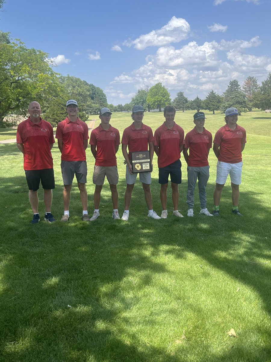 Cardinals are the regional champs! Team advances to state in Garden City next week! Top 10 medalists include Grady Ditgen, Zach O’Connor, Kooper Williams, and Sydney Schrant. Great job!