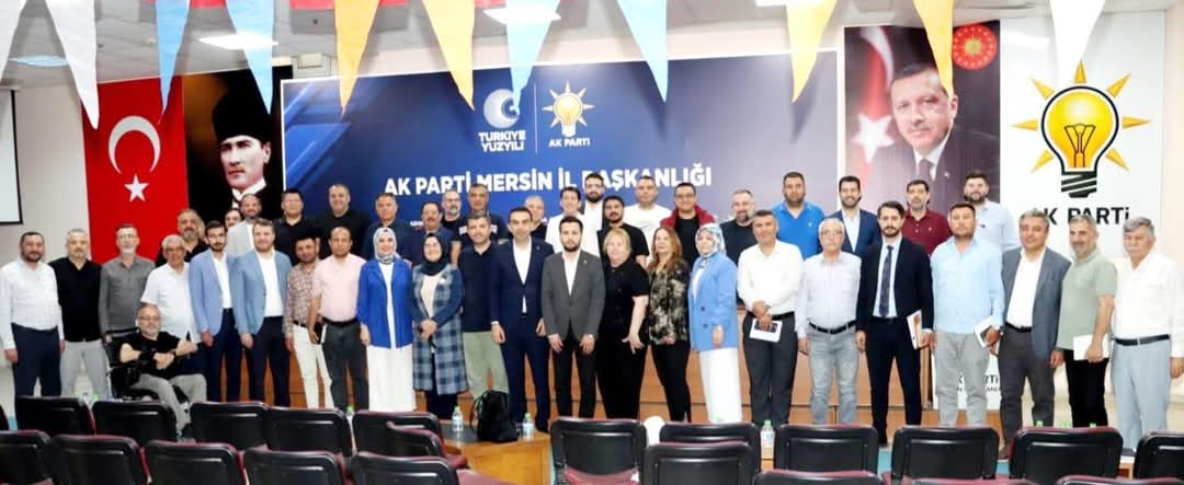 Refik bağsız (@mrefikbagsiz) on Twitter photo BİZ BÜYÜK BİR AİLEYİZ...
#AKPARTİMERSİN
<a href="/AdemAldemir33/">Adem Aldemir🇹🇷</a>
<a href="/yahyacelik_/">YAHYA ÇELİK</a>
<a href="/abuyukgumus/">Ahmet Büyükgümüş</a>
#rukenŞahinkilerci BİZ BÜYÜK BİR AİLEYİZ...
#AKPARTİMERSİN
<a href="/AdemAldemir33/">Adem Aldemir🇹🇷</a>
<a href="/yahyacelik_/">YAHYA ÇELİK</a>
<a href="/abuyukgumus/">Ahmet Büyükgümüş</a>
#rukenŞahinkilerci