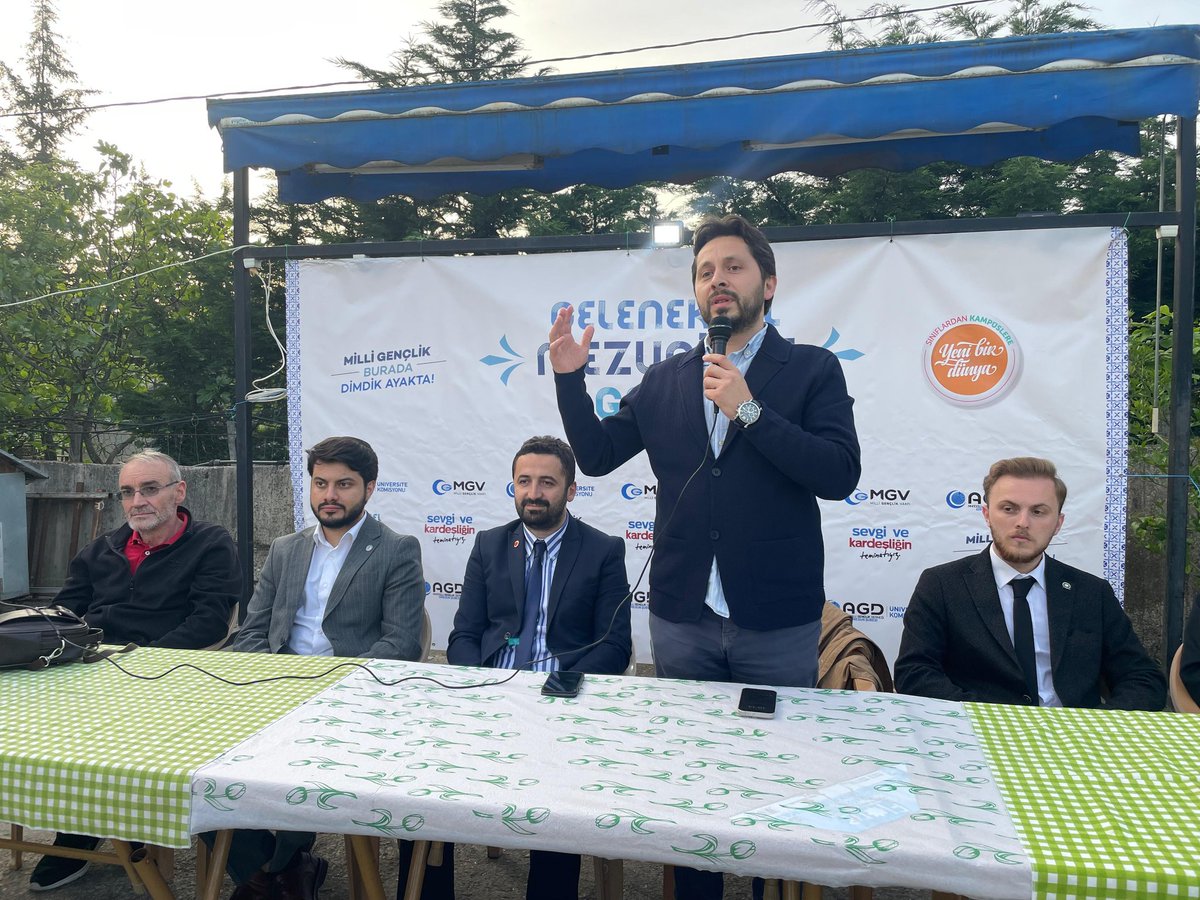 Geleneksel Mezuniyet Gecesi 2025

Üniversite teşkilatımızda görev almış mezun olan kardeşlerimize yönelik mezuniyet gecemizi düzenledik.
