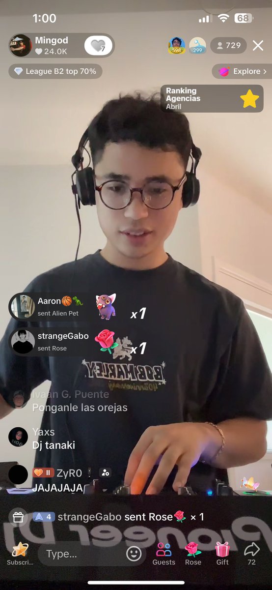 Porque todos mis compas de wz se estan haciendo DJs que chingados hiciste <a href="/Activision/">Activision</a> <a href="/mingods3/">Mingod</a>