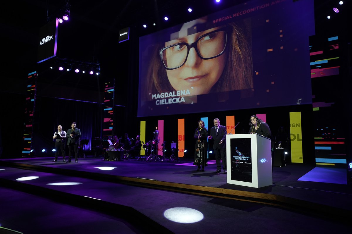 Digital_Dragons's tweet image. 🎮 Frostpunk 2 (@11bitstudios) has been announced as the best Polish game of the past year. See photos from the Digital Dragons Awards Gala powered by @Activision | Elsewhere.
#ddc2025