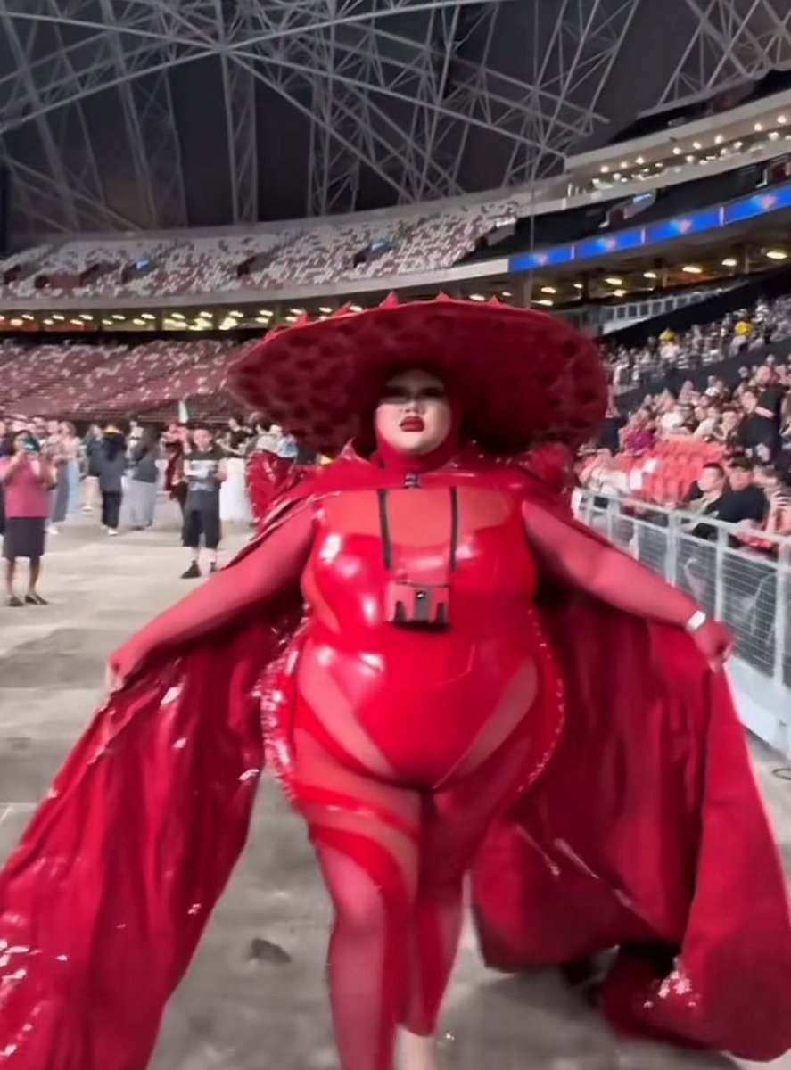 Monstahs calling Beyoncé Beyluga thinking that’s some sort of drag….