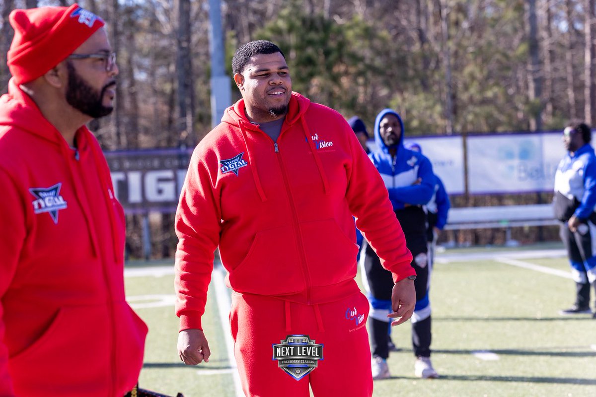 Andre Wise (@coach_wiseup) on Twitter photo No hype. Just results.
For 5+ years, Coach Deandre Wise (<a href="/coach_dwise/">Coach D Wise</a>) has quietly changed lives—identifying and developing overlooked athletes through the Next Level Classic Series.
90%+ earned scholarships.
Zero-star kids turned D1 signees.
Last year?
O-line coach at Hebron No hype. Just results.
For 5+ years, Coach Deandre Wise (<a href="/coach_dwise/">Coach D Wise</a>) has quietly changed lives—identifying and developing overlooked athletes through the Next Level Classic Series.
90%+ earned scholarships.
Zero-star kids turned D1 signees.
Last year?
O-line coach at Hebron