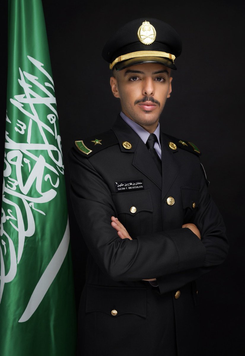 ( واخر دعواهم ان الحمدالله رب العالمين )

اللهم لك الحمد حتى ترضى
 و لك الحمد اذا رضيت و لك الحمد بعد الرضا 
تم بحمد الله تخرجي من 
كلية الملك خالد العسكرية برتبة
 ملازم
ودرجة البكالوريوس في العلوم العسكرية
سائلاً المولى عز وجل لي ولزملائي التوفيق 
في خدمة الدين ثم المليك والوطن