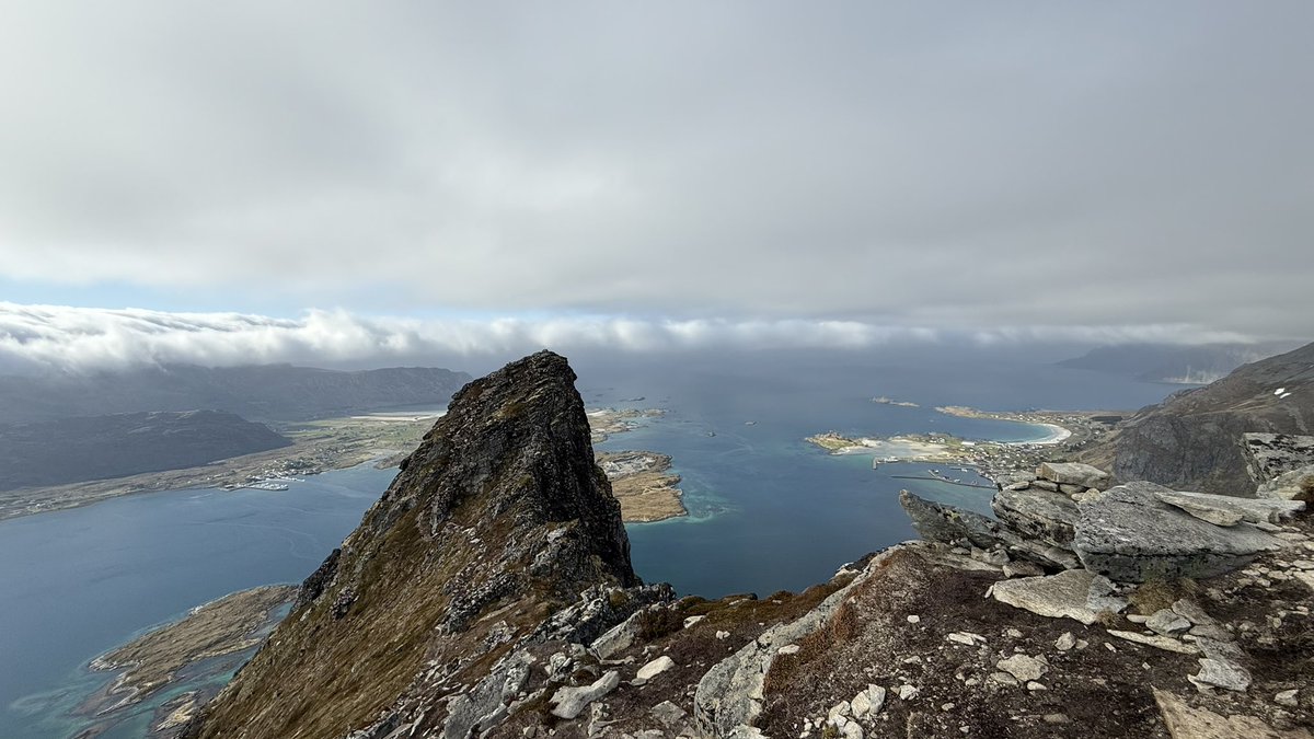 BustedSoles's tweet photo. Today from Nusfjord around the mountain to Skjelfjord. The trail was a lot more civilized, but still demanding. Ended the day on the summit of Volandstind. A super fun day. During breakfast saw at least 5 distinct avalanches on the opposite mountain. https://t.co/TN3PWQm9aX