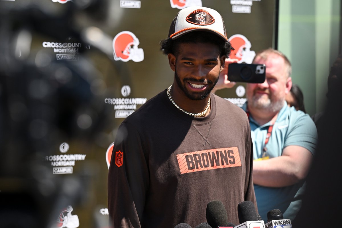 The Cleveland Browns have signed Shedeur Sanders to a four-year, $4.6 million contract.

[via <a href="/AdamSchefter/">Adam Schefter</a>]