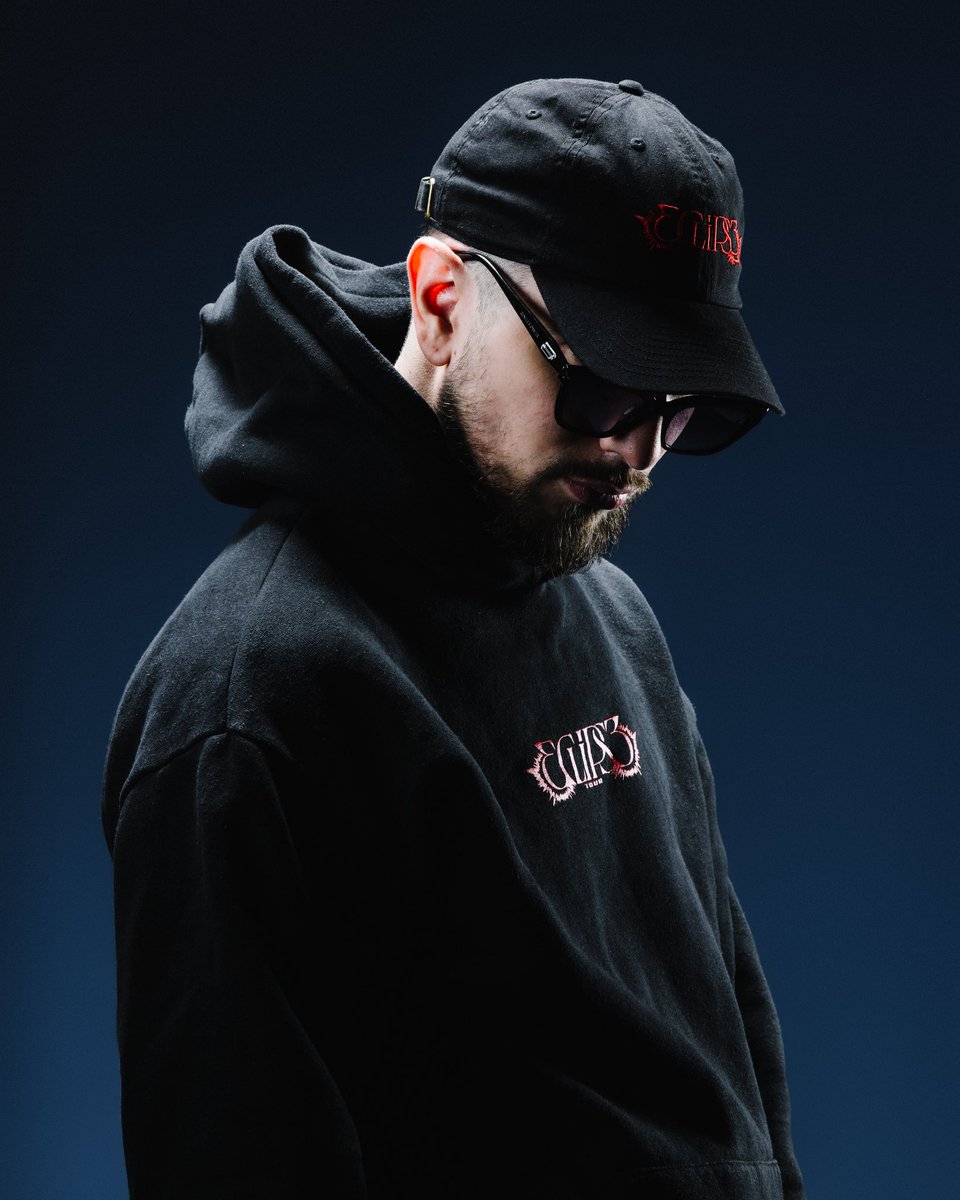 Demain 18h ouverture de la boutique 
de merch éphémère 

1 mois pour faire votre pré commande 
Aucune rééditions après ca 

Unisex et t-shirt jusqu’au 3XL 🤍