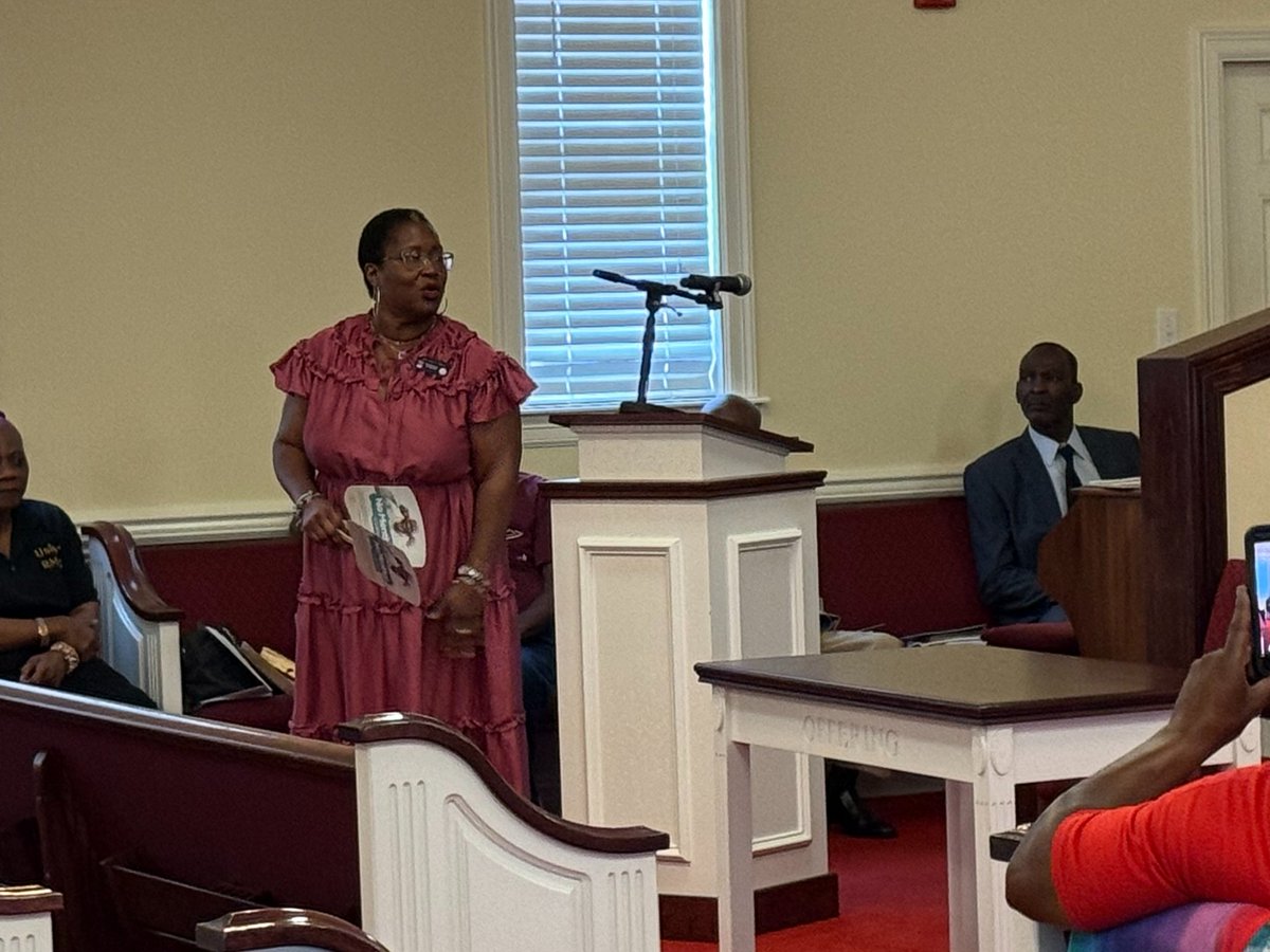 CancerLouisiana's tweet image. Our colleagues @suagcenter Communities of Color Network are regularly sharing cancer prevention information and resources. Thank you, Network Coordinator Johnetta Rhone, for your work yesterday at the Republican Baptist Church in Shreveport!