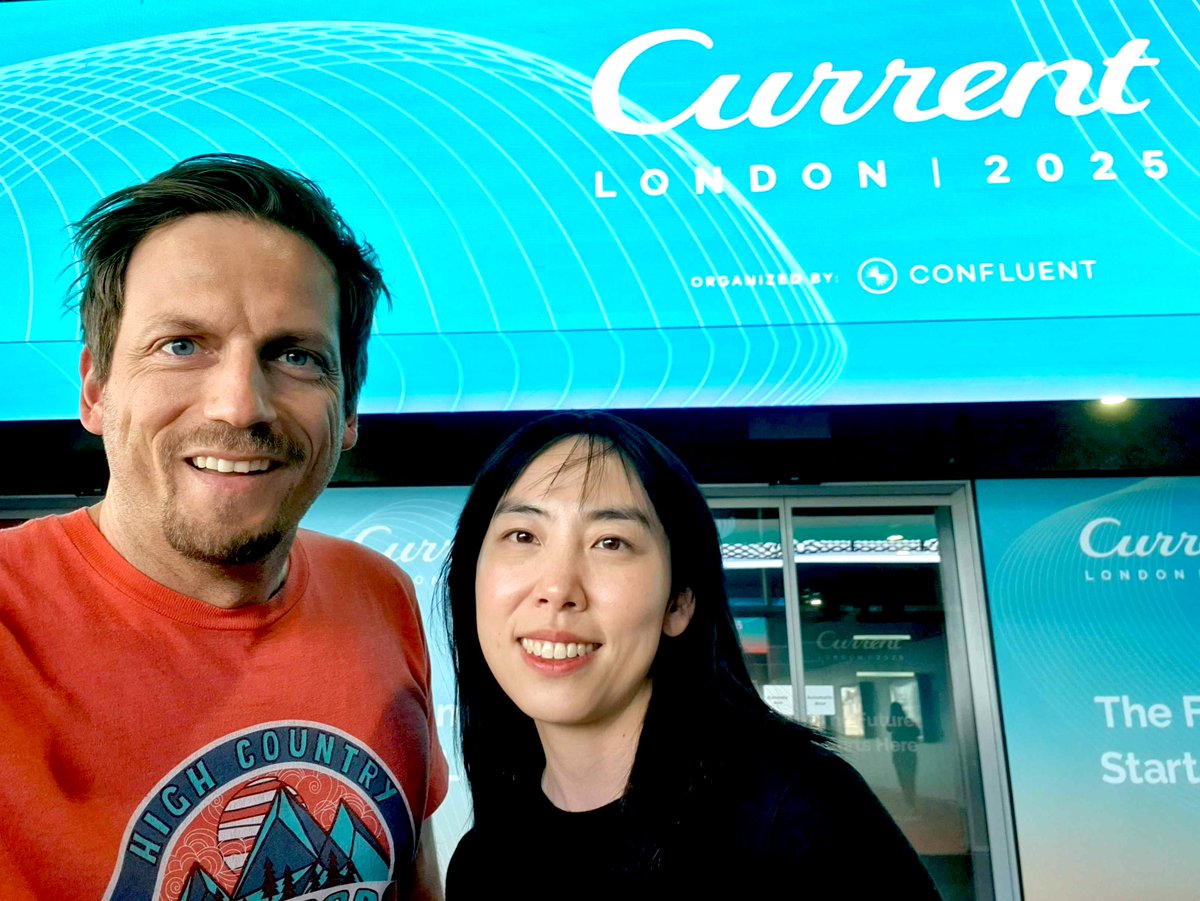 Always nice and a real pleasure to bump into fellow #Decoders ... Met with <a href="/Decodableco/">Decodable</a>'s <a href="/sharon_rxie/">Sharon Xie</a>  shortly before the #speakers reception right here at #Current25 in London 🇬🇧 tonight...