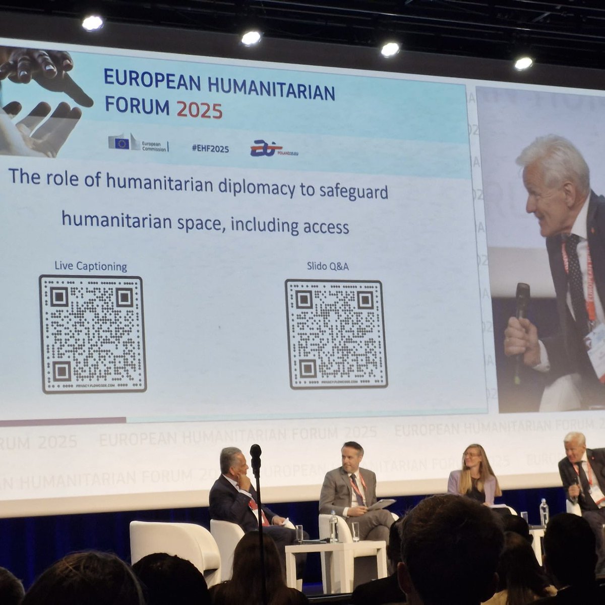 Ambrela_org's tweet photo. Tieto dni je tím našej platformy #Ambrela na podujatí: Európske humanitárne fórum #EHF2025 v Bruseli. V rámci programu sa tematicky ponoríme do najviac naliehavých kríz dneška a ich možných riešení vo svete. Tiež budeme promovať naše jesenné Ambrela development forum #ADF2025. https://t.co/cmL3gamC5W