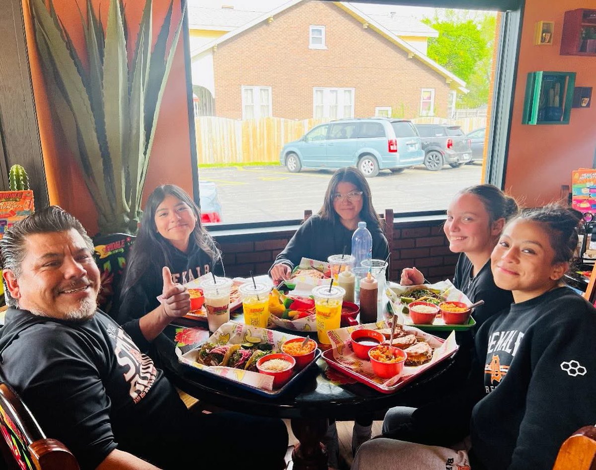 🌮✨ Family time is better with tacos! Stop by Andale Taco Shop for bold flavors and unforgettable memories.

📍  202 E State Street Sycamore, IL 

#DiscoverSycamore #FamilyFun #TacoTime #TasteTheAdventu