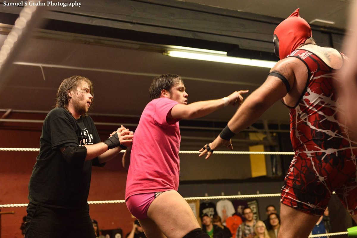 Daniel Makabe tweet media