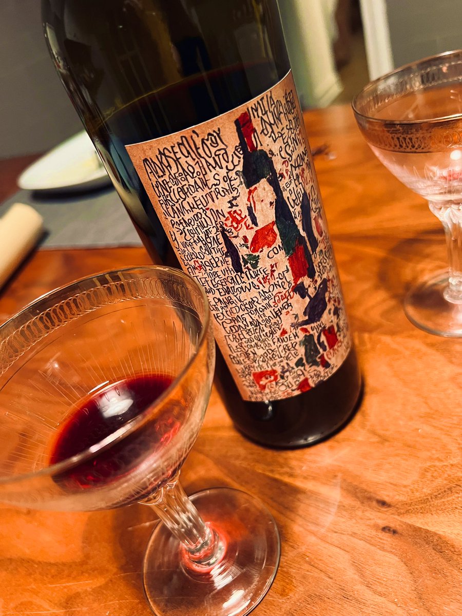 Eleonora Brizi 🌬️ BREEZY (@eleonorabrizi) on Twitter photo Special wine night with <a href="/msoriaro/">Marcelo Soria-Rodriguez</a> art and <a href="/FNDAlmaGil/">Fundación Alma Gil</a> 🍷
I own it and I drink it! Special wine night with <a href="/msoriaro/">Marcelo Soria-Rodriguez</a> art and <a href="/FNDAlmaGil/">Fundación Alma Gil</a> 🍷
I own it and I drink it!