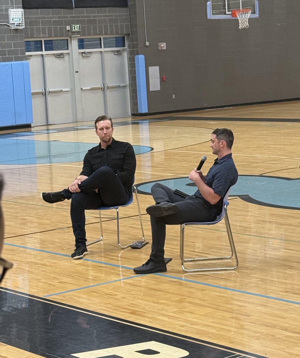 Joe D'Orazio (@coachdoraz) on Twitter photo “What assets do we have right now that we’re not taking advantage of?”
“Great coaches know how their players react and how to treat them accordingly”
Unreal talks from <a href="/CoachDanCasey/">Coach Dan Casey</a> & <a href="/NickFoles/">Nick Foles</a>! Huge s/o to <a href="/CoachSpencerP/">Spencer Phillips</a> for organizing and hosting a great weekend! “What assets do we have right now that we’re not taking advantage of?”
“Great coaches know how their players react and how to treat them accordingly”
Unreal talks from <a href="/CoachDanCasey/">Coach Dan Casey</a> & <a href="/NickFoles/">Nick Foles</a>! Huge s/o to <a href="/CoachSpencerP/">Spencer Phillips</a> for organizing and hosting a great weekend!