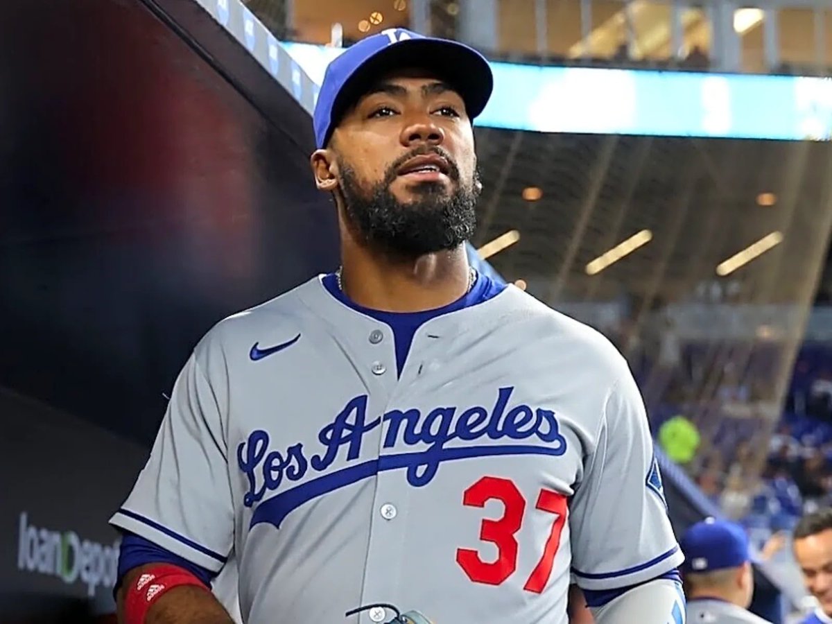 DodgersNation's tweet photo. BREAKING: Teoscar Hernández has been activated off of the IL by the Dodgers.

James Outman has been optioned back to Triple-A

Teo is back 🔥 https://t.co/p1OTOU454f