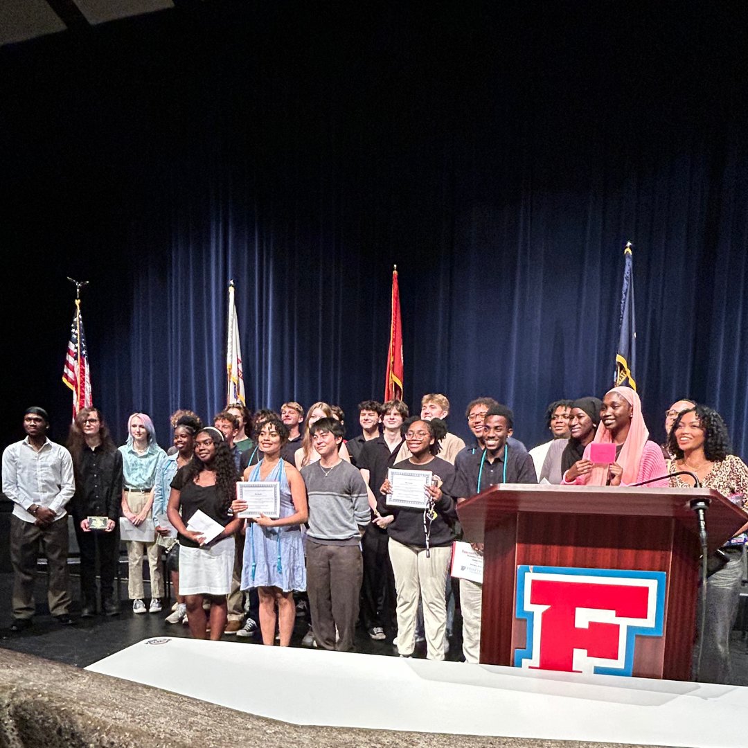 🎓 ✨ We were proud to honor some of our students during the 2025 Senior Awards Ceremony! From academic achievements to leadership and service, these Wildcats have gone above and beyond—and we couldn’t be more excited to celebrate their success! #wearefinneytown