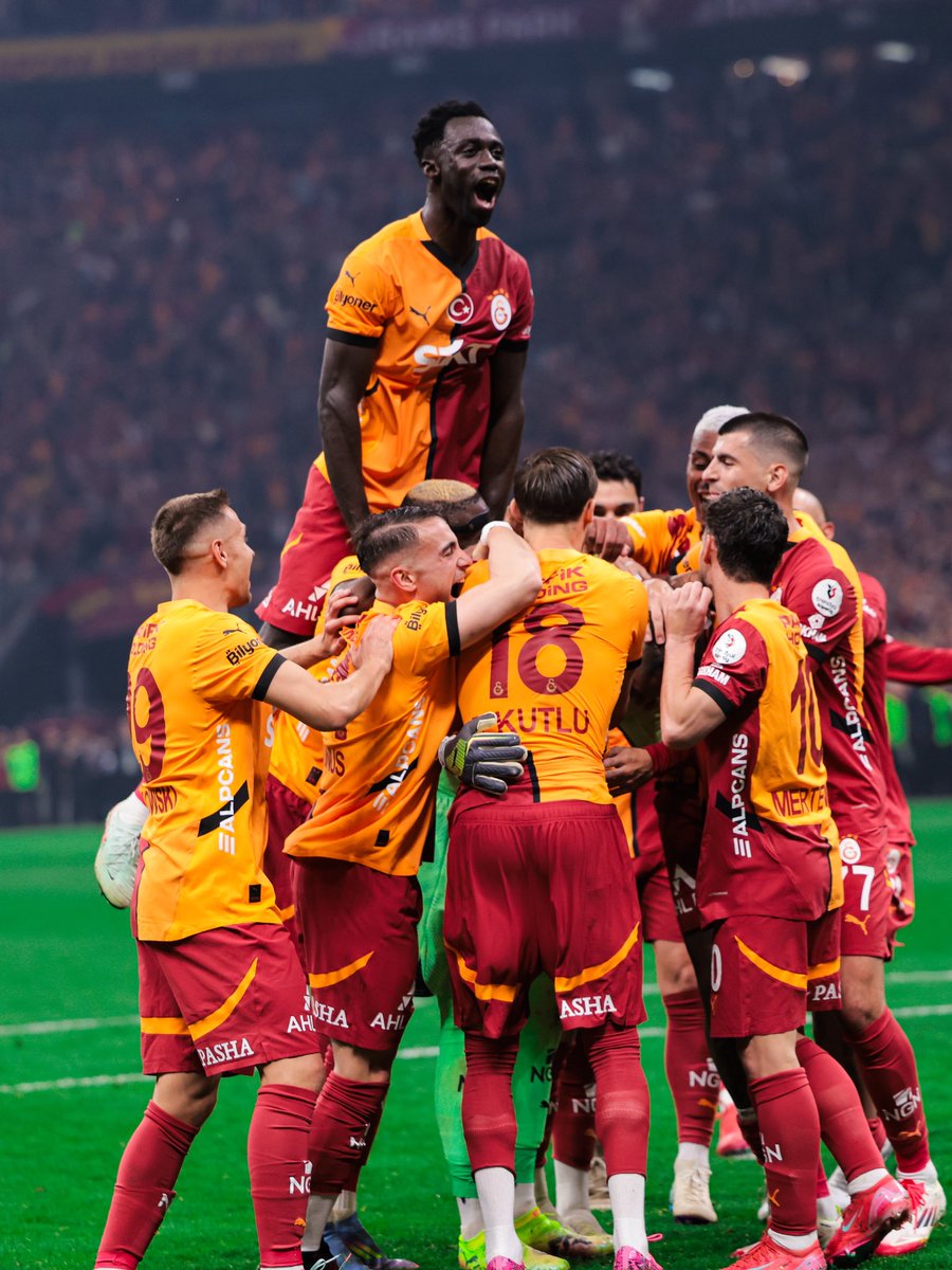 DAVINSON tweet media