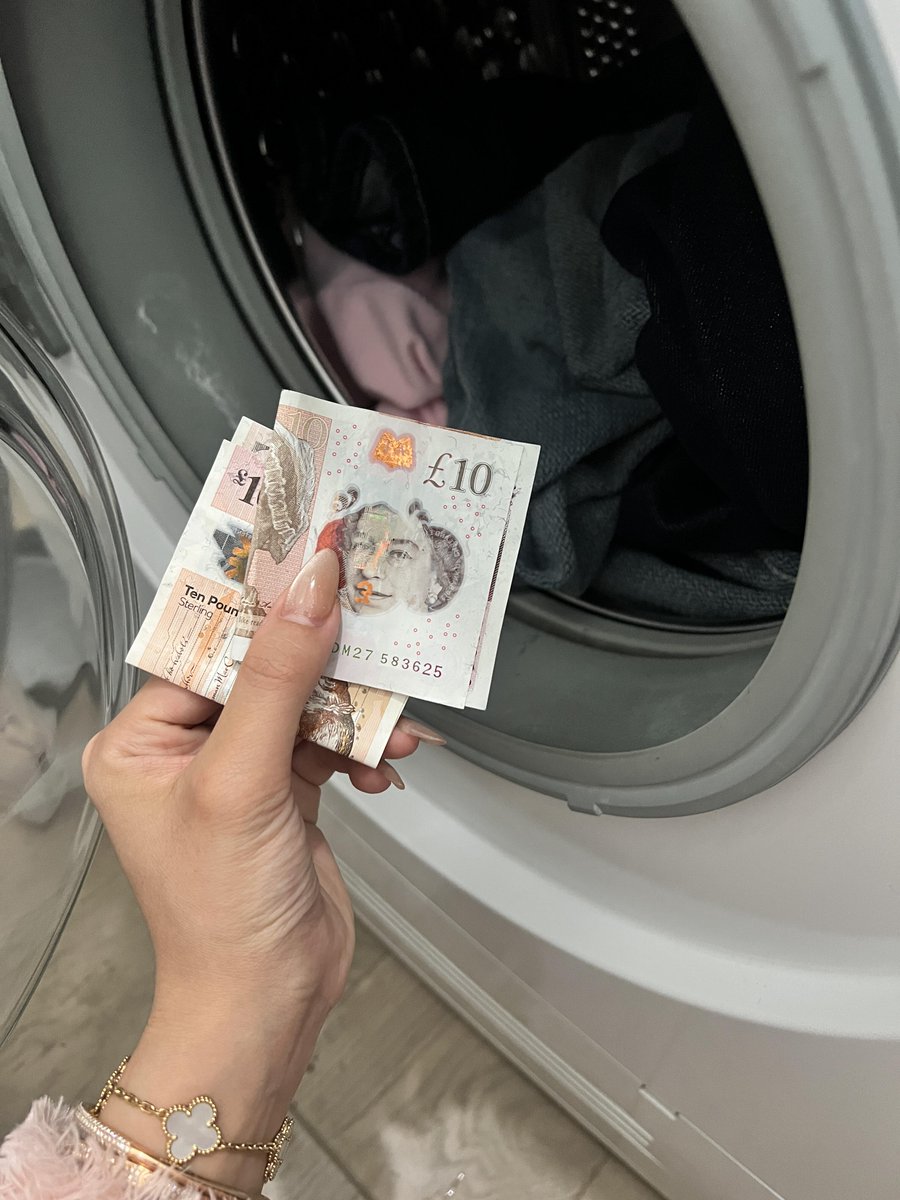 Today, I opened the washing machine after doing laundry and found the jackpot. It was a little funny. 😜