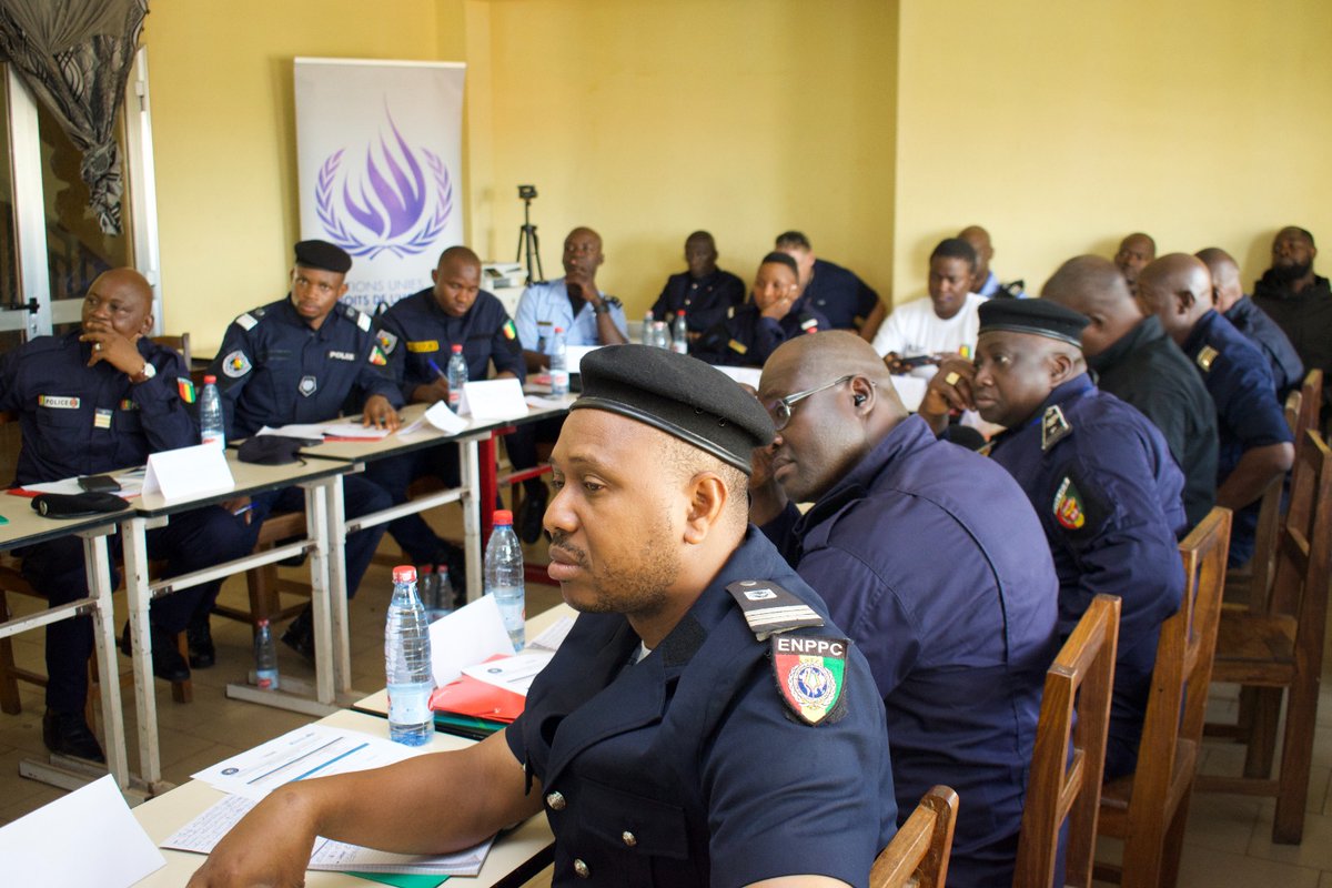 Après Kindia, cap sur Mamou ! 30 agents de l’𝐎𝐏𝐑𝐎𝐆𝐄𝐌 renforcent leurs compétences sur la lutte contre la traite des personnes, les VBG et la gestion des données. Un atelier du HCDH avec le PAPEV

#Protection #VBG #Traite #Guinée