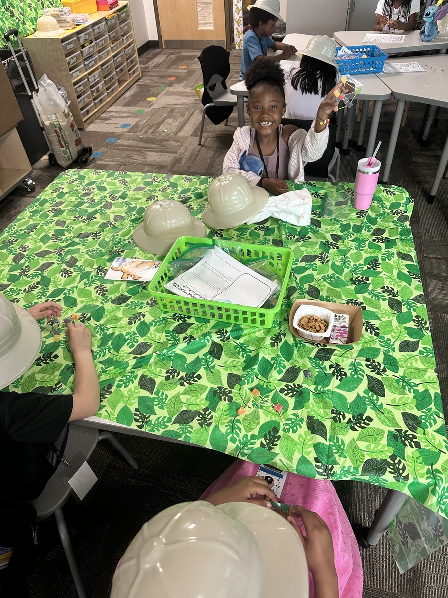 🦕 🔍 Mrs. Gutierrez’s first-grade class wrapped up their three-week nonfiction dinosaur unit with a ROAR-some celebration. Our little paleontologists had a blast exploring, creating, and pretending in their prehistoric adventure! 🦴 🐾 #wearefinneytown