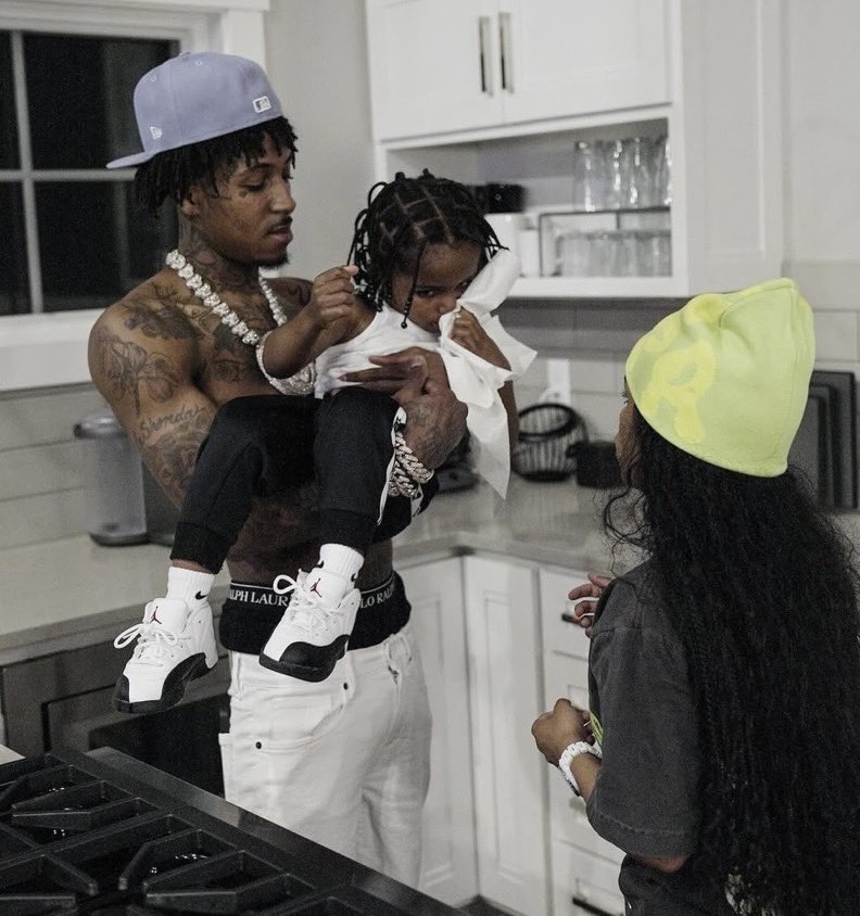 KollegeKidd's tweet photo. NBA Youngboy reunites with Yaya Mayweather and Floyd Mayweather's favorite grandson KJ 💚 https://t.co/wXpipbS5BY