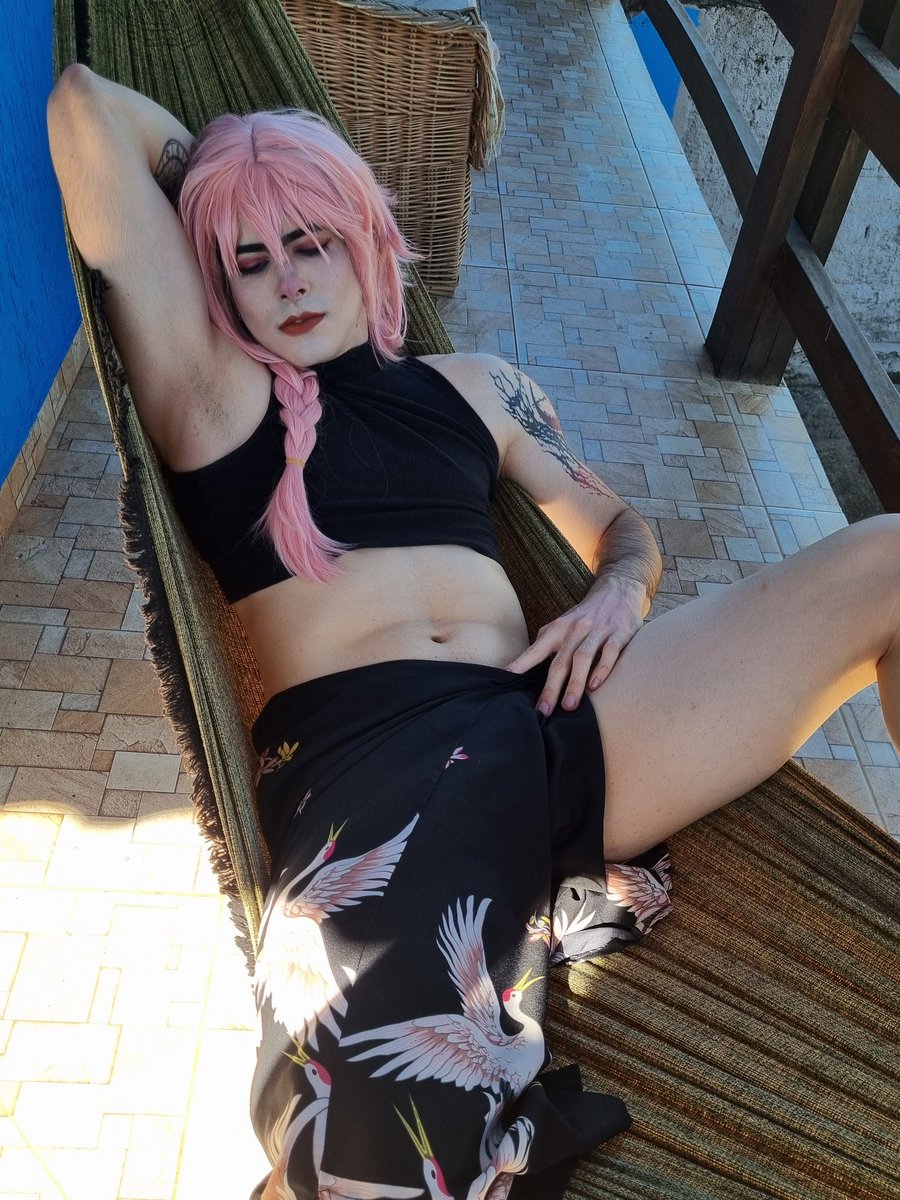 Fotos do Astolfo on pra comlra em pac, quem tiver interesse so chamar pv ou no meu onlyfans.
#cosplay #of #fate #astolfo #model