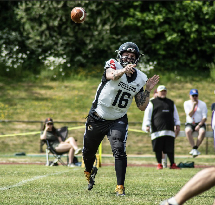 Game 4 <a href="/SandwellSteeler/">Sandwell Steelers</a> Game MVP 
QB - Zac Green: 15/34-233-3TDs
 3 carries 19 yards
#FlightClub 𝙏𝙝𝙚 𝙍𝙖𝙞𝙙™️⚫️⚒️🔴#FTA