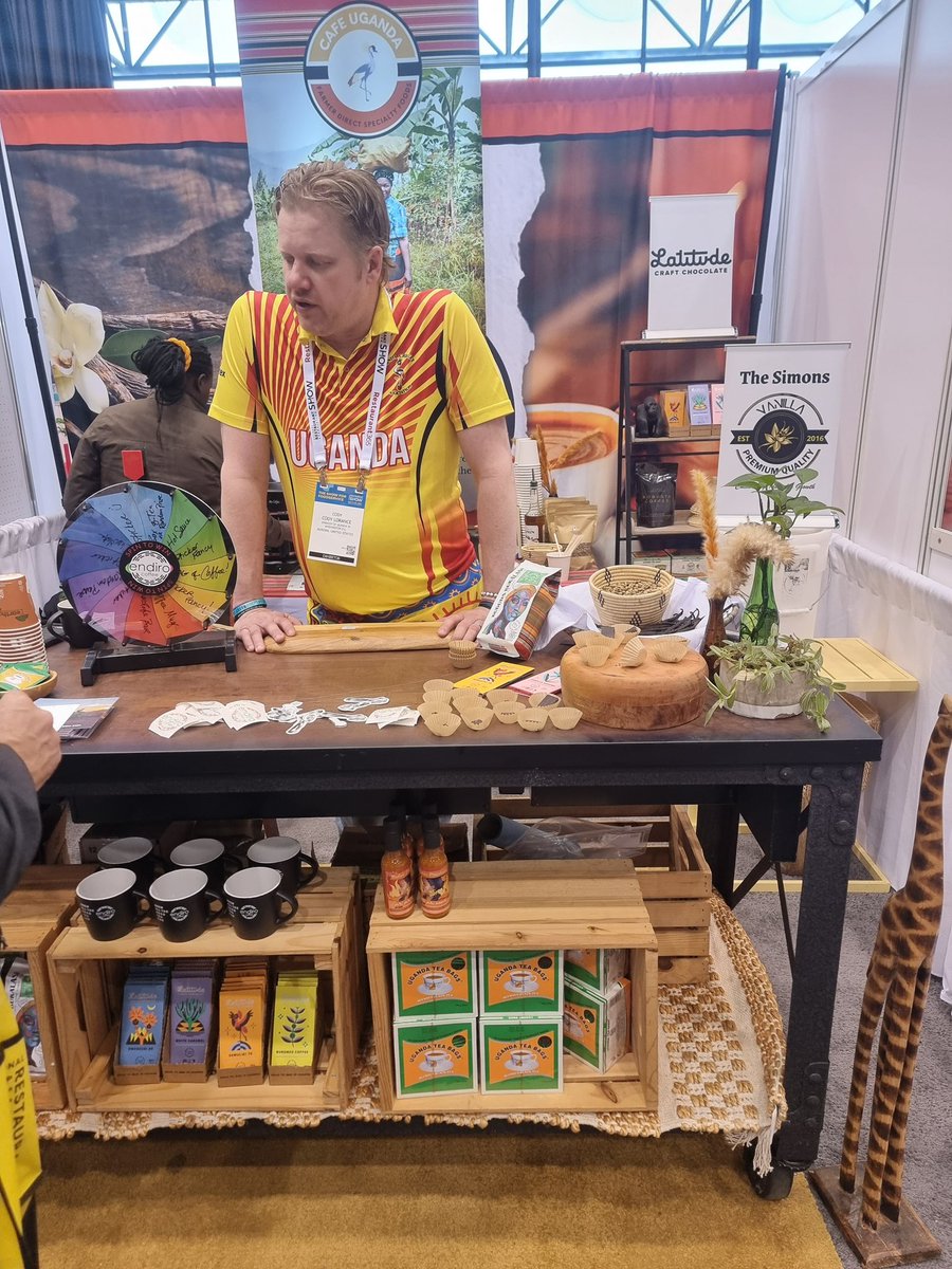 UgaEmbaWashDC's tweet image. Embassy with Ugandan export companies exhibited Ugandan speciality beverage products including coffee, tea and vanilla @NatRestShow Creating a platform for new vendor relationships, understanding U.S market conditions and export requirements.
@MIAAF_Uganda
@mofpedU
@UgandaMFA