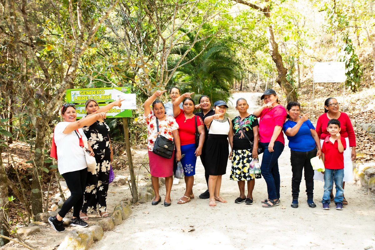 <a href="/MuniEsquipulas/">Municipalidad de Esquipulas, Chiquimula</a> ACNUR y COSAJO RL, compartimos una jornada de recreación y autocuidado con mujeres lideresas, clave para el cambio positivo en sus comunidades.

Entre aprendizajes, risas y reflexión, reafirmaron su fuerza colectiva y cultivaron bienestar.