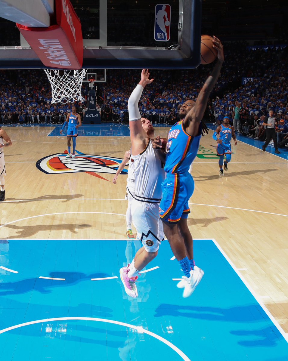 ThunderChats's tweet photo. Game 7 had some all time iconic moments 📸 https://t.co/OjLDz4Q3Yr
