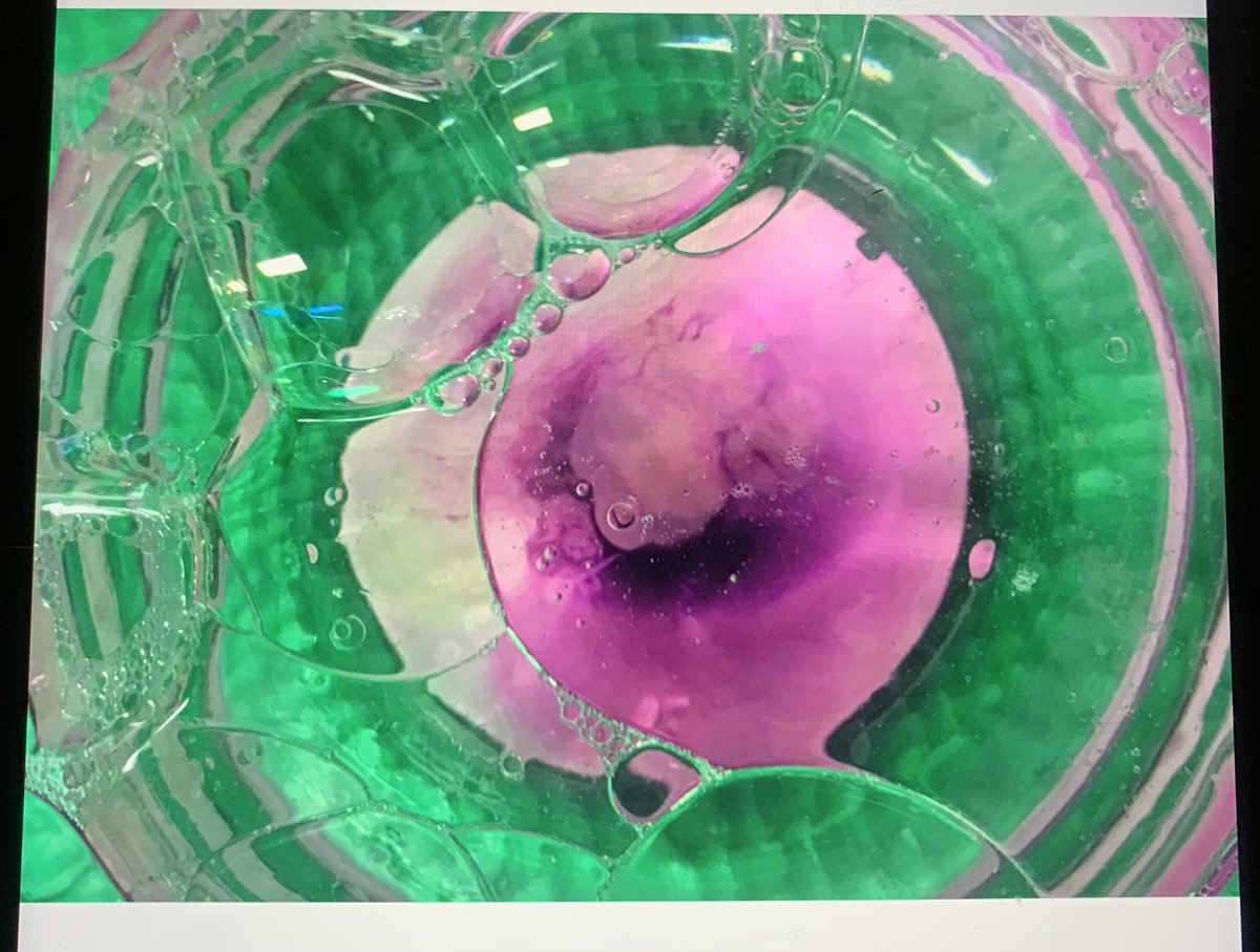 cindy_hundley's tweet image. Water, oil, soap and a little food coloring made for some great pics today in the library! @gutermuthes @jcaslky @jcps_lms #bubbles #jcpsdigin #photography #fromclickstopics