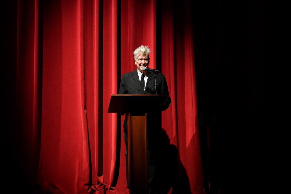 ThatsOurWaldo's tweet image. “I like trees and I love wood. I like to cut wood. Tonight, we’re going to a place where the trees are primarily Douglas firs.”

—David Lynch, 8 years ago today at the world premiere of Twin Peaks: The Return