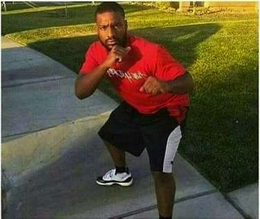 SteezJS's tweet photo. Joey against the whole West Coast. lux pulling up for backup like this https://t.co/BCh1tNZBGi